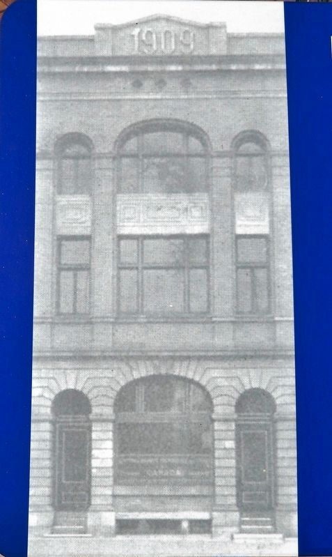 Marker detail: Provincial Bank Building, 1914 image. Click for full size.