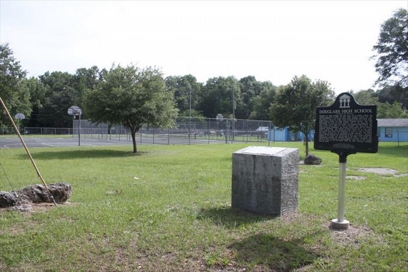 Douglass High School Marker image. Click for full size.