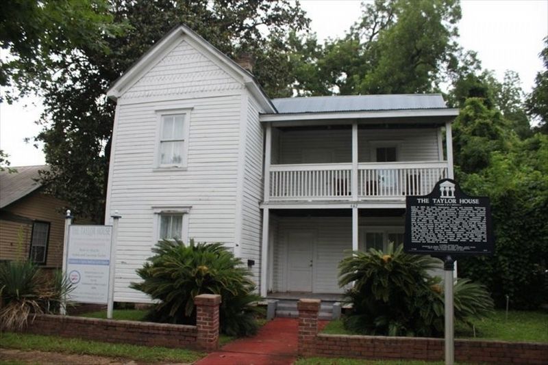 The Taylor House and Marker image. Click for full size.