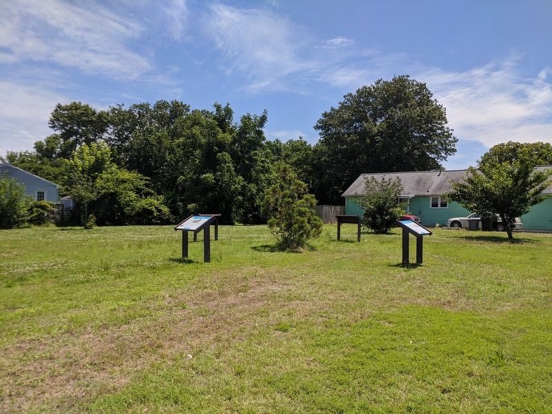 Old North Hampton Marker. Click for full size. Old North Hampton Marker image. Click for full size.