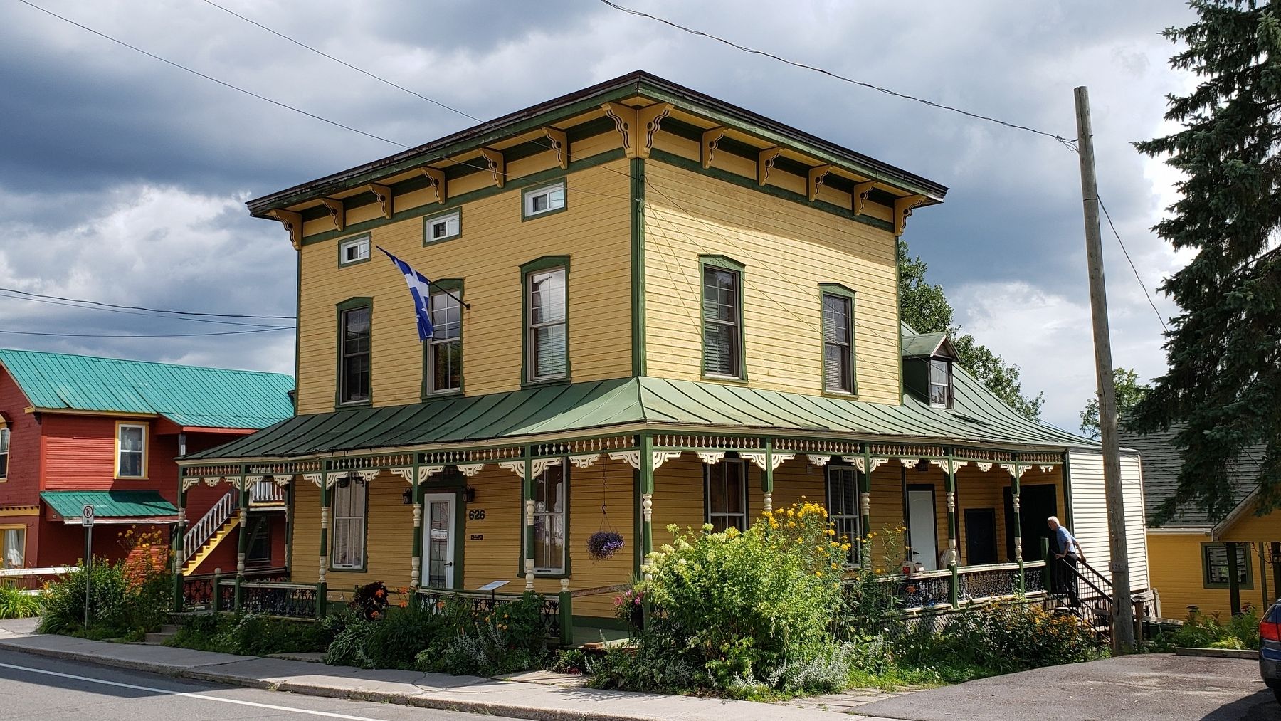 La Maison Charlebois / The Charlebois House image. Click for full size.