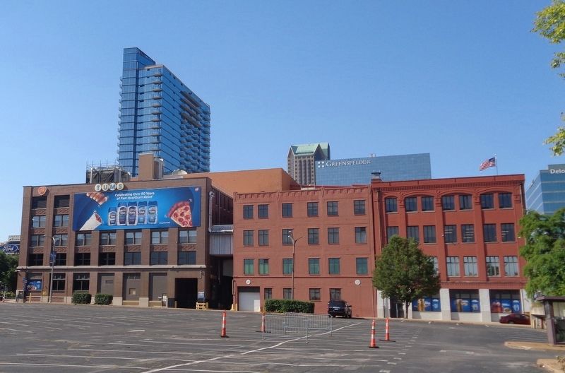 Tums/GlaxoSmithKline building. Click for full size. Tums/GlaxoSmithKline building image. Click for full size.