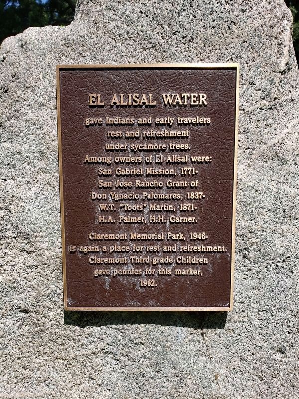 An additional nearby El Alisal Water Marker image. Click for full size.