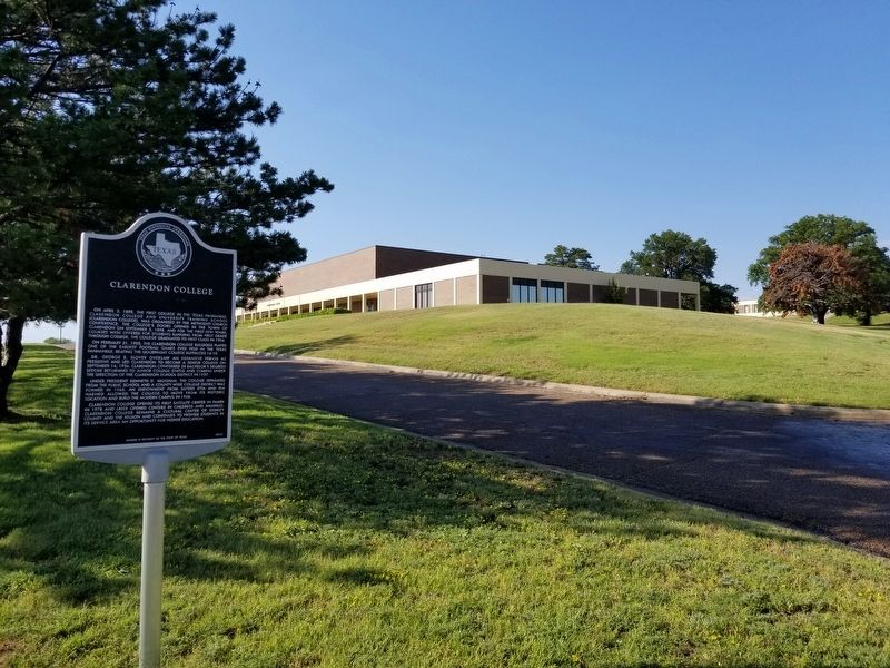 Clarendon College Marker image. Click for full size.