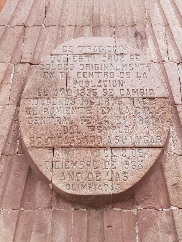 An additional inscription on the nearby Holy Cross monument image. Click for full size.