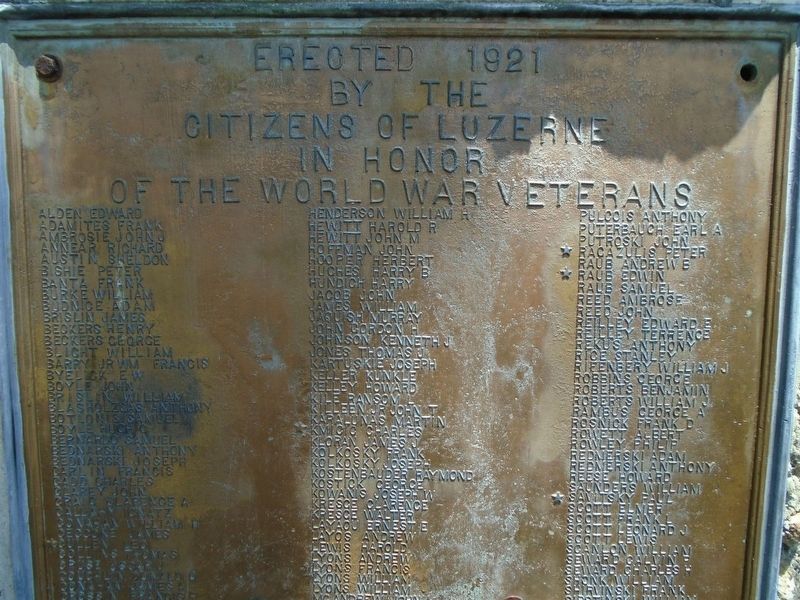 World War Memorial Marker Detail image. Click for full size.