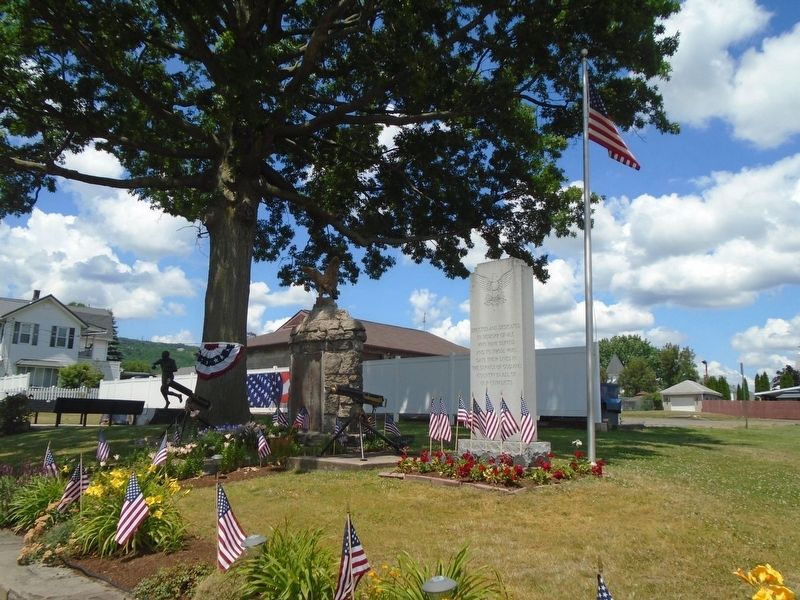 World War Memorial. Click for full size. World War Memorial image. Click for full size.