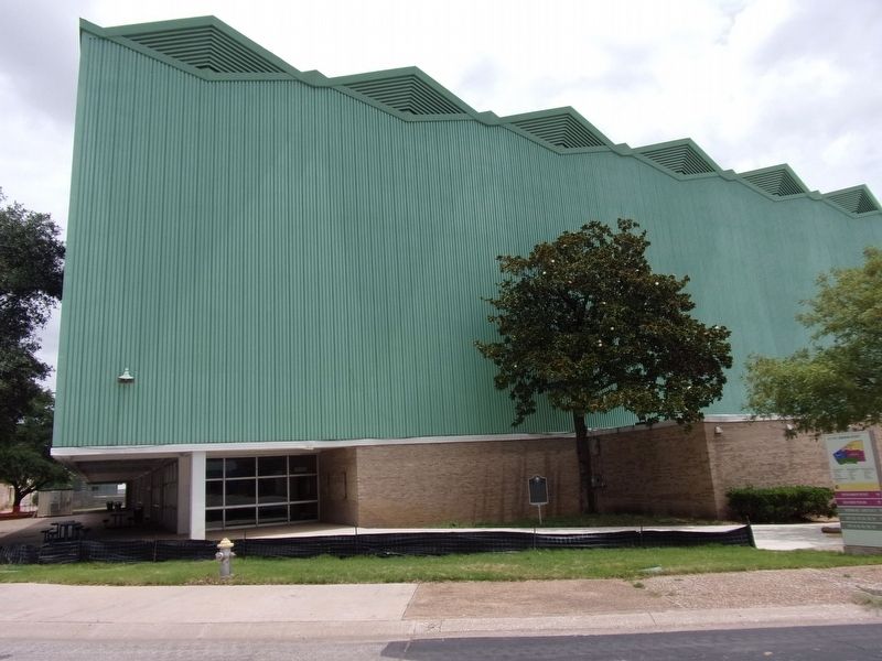 Texas State Fair Coliseum. Click for full size. Texas State Fair Coliseum image. Click for full size.