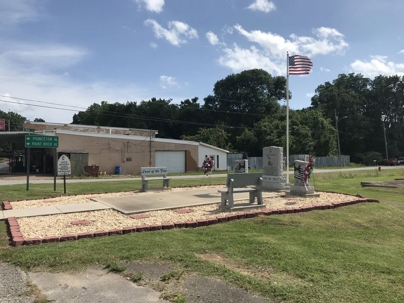 Huntland Veterans Memorial. Click for full size. Huntland Veterans Memorial image. Click for full size.