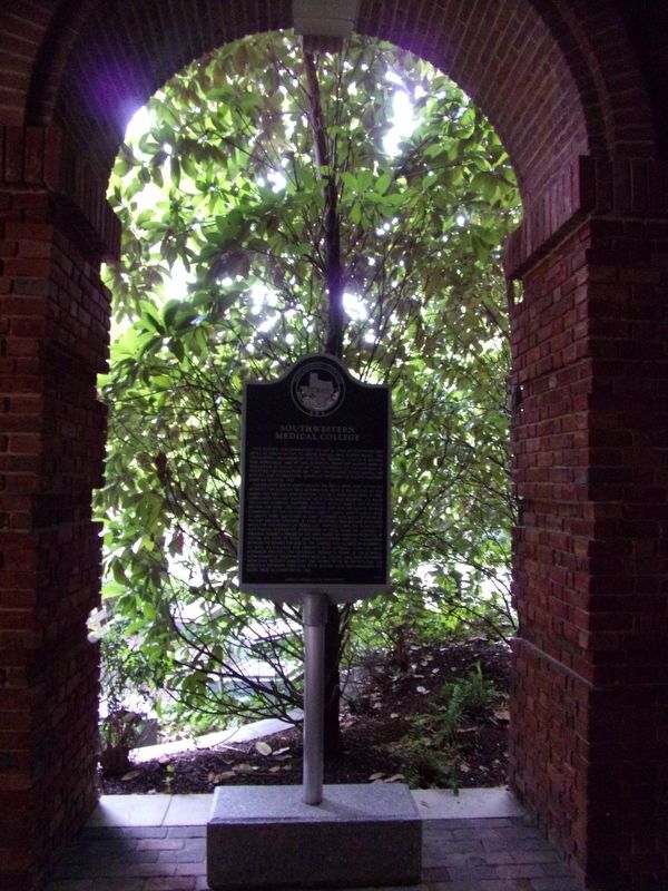 Southwestern Medical College Marker image. Click for full size.