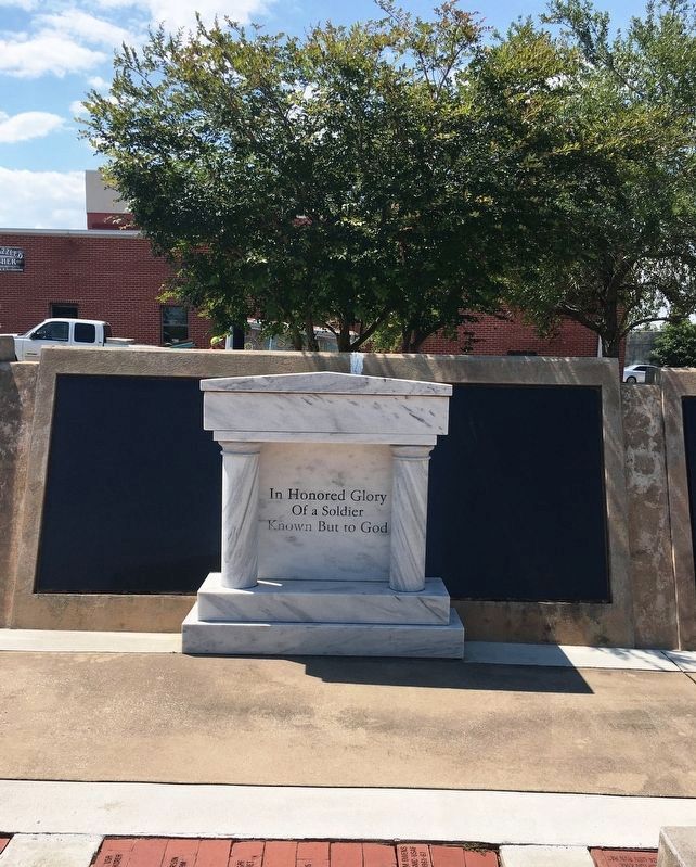 Unknown Soldier Memorial. Click for full size. Unknown Soldier Memorial image. Click for full size.