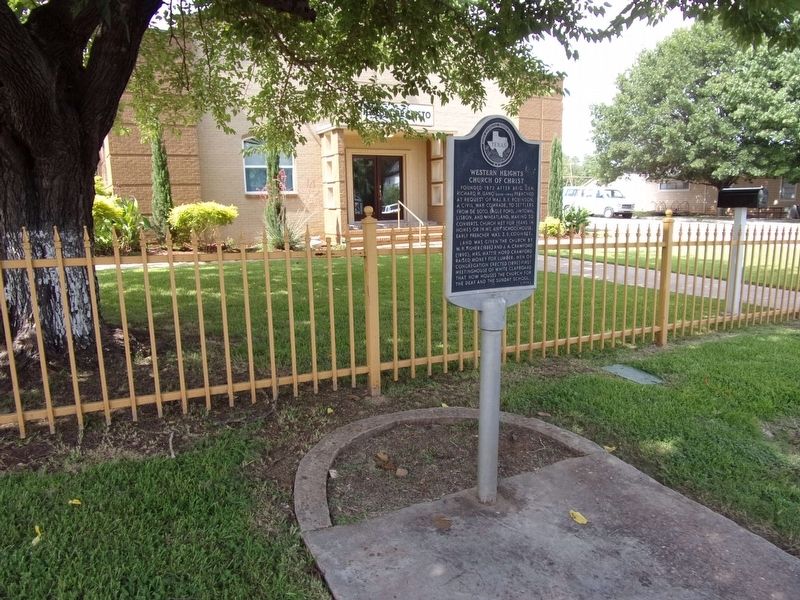 Western Heights Church of Christ Marker. Click for full size. Western Heights Church of Christ Marker image. Click for full size.
