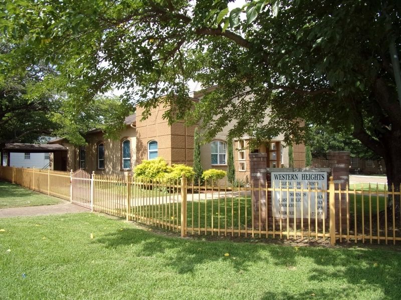 Western Heights Church of Christ. Click for full size. Western Heights Church of Christ image. Click for full size.