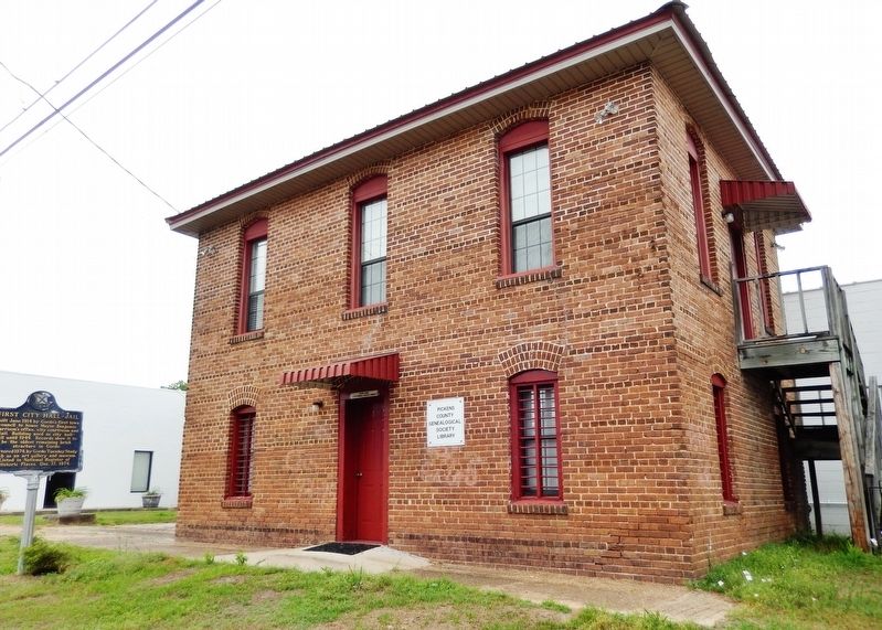 First City Hall - Jail (<i>southwest elevation</i>) image. Click for full size.