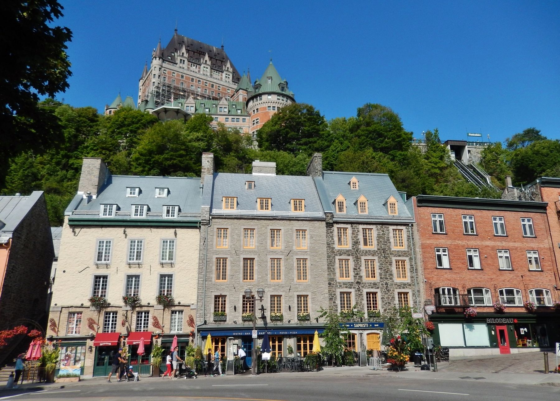 Quartier Petit-Champlain. Click for full size. Quartier Petit-Champlain image. Click for full size.