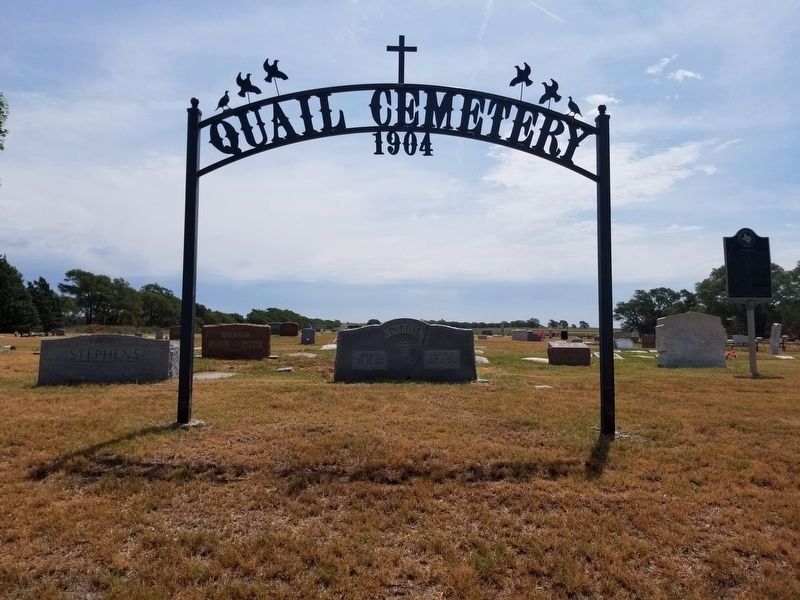 Quail Cemetery Entrance and Marker image. Click for full size.