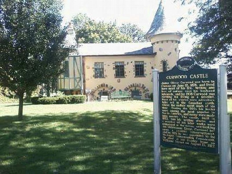 Curwood Castle Marker. Click for full size. Curwood Castle Marker image. Click for full size.