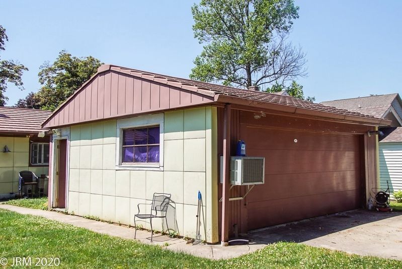 Lustron Two Car Garage image. Click for full size.