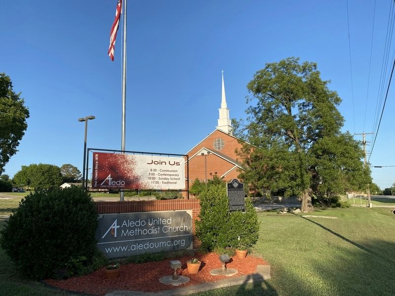 Aledo United Methodist Church image. Click for full size.