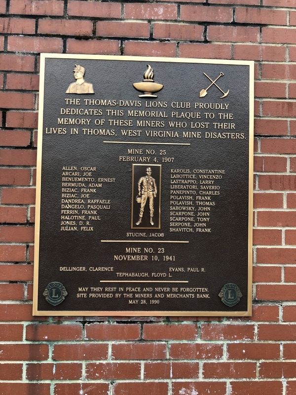 Thomas, West Virginia Mine Disaster Memorial image. Click for full size.