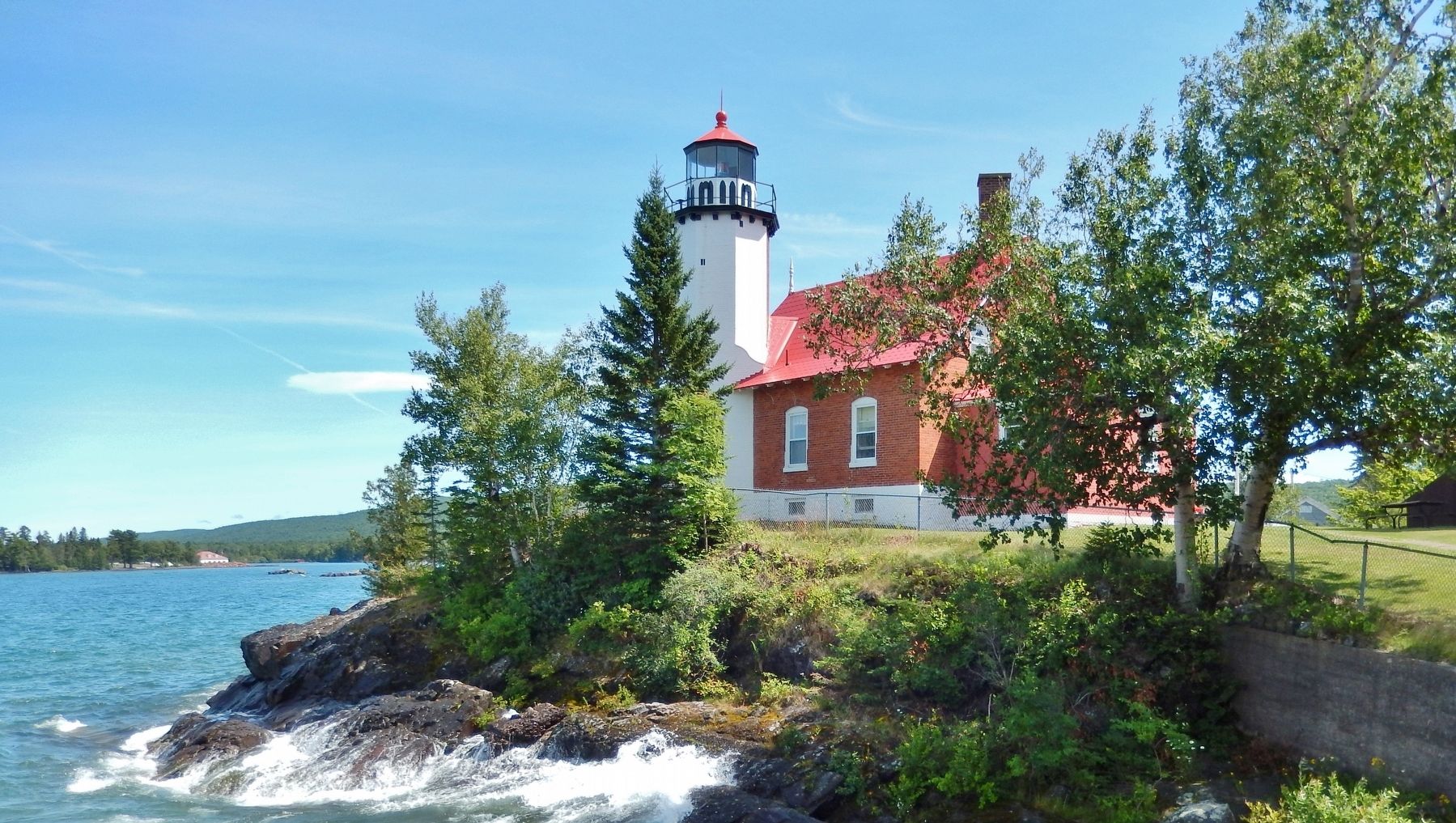 Eagle Harbor Lighthouse (<i>view from the northwest</i>) image. Click for full size.