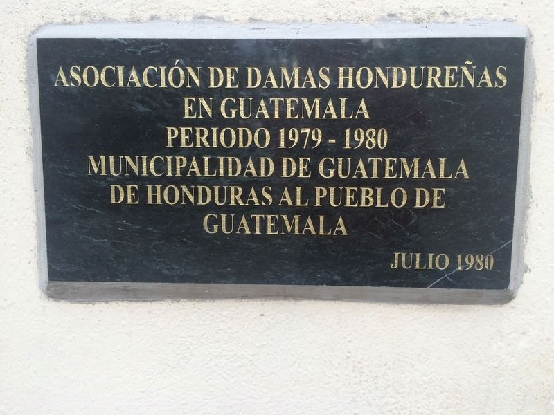 The additional dedicatory marker for the José Cecilio del Valle Monument image. Click for full size.