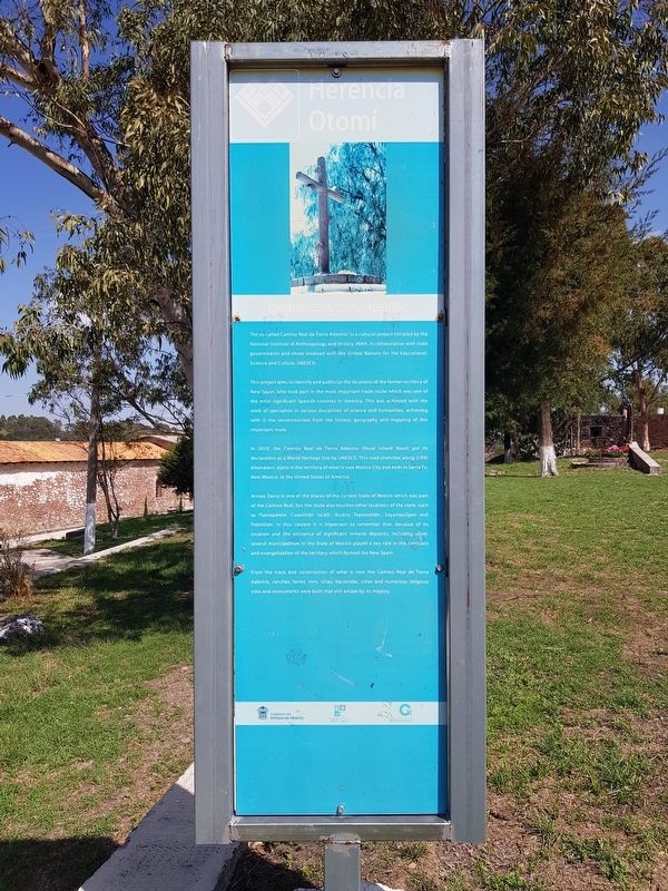 The Royal Inland Road Marker English text image. Click for full size.