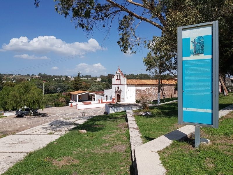 The Royal Inland Road Marker with the Parish Church of Arroyo Zarco in the distance image. Click for full size.