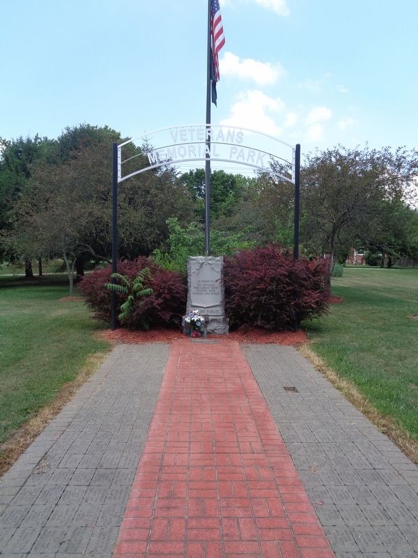 Veterans Memorial Walkway image. Click for full size.