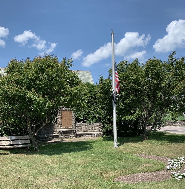 Town of Saranac Lake WW I Memorial image. Click for full size.