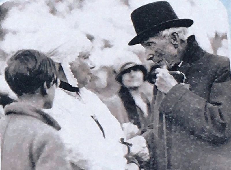 Photo (right): John D. Rockefeller image. Click for full size.
