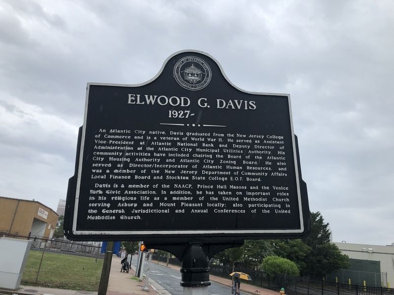 Elwood G. Davis Marker image. Click for full size.