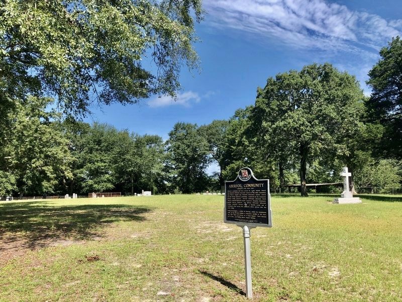 View of marker and the Aberfoil Family Cemetery. image. Click for full size.