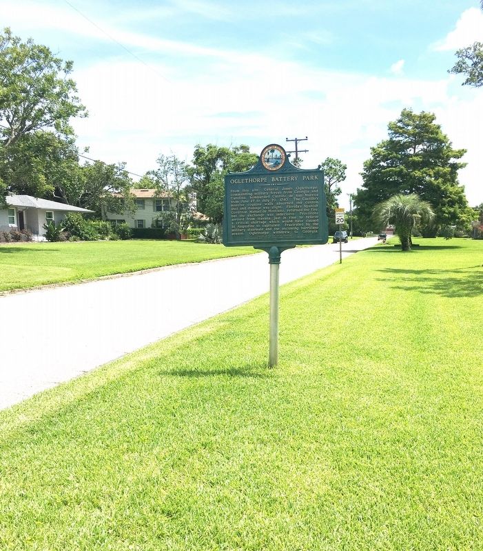 Oglethorpe Battery Park Marker. Click for full size. Oglethorpe Battery Park Marker image. Click for full size.