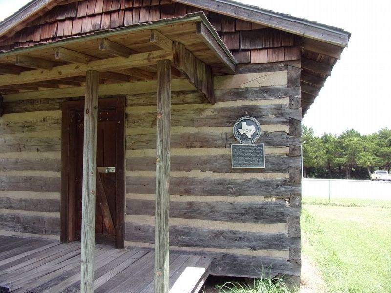 The Hord Log Cabin and Marker image. Click for full size.