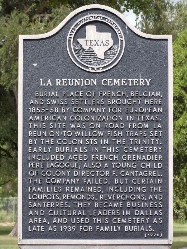 La Reunion Cemetery Marker image. Click for full size.