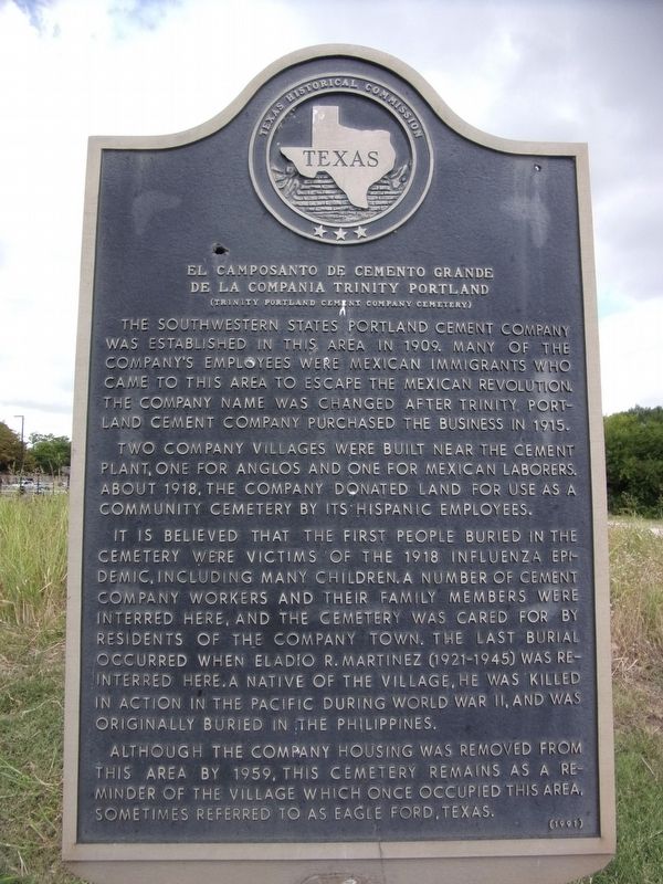 El Camposanto de Cemento Grande de la Compania Trinity Portland Marker. Click for full size. El Camposanto de Cemento Grande de la Compania Trinity Portland Marker image. Click for full size.