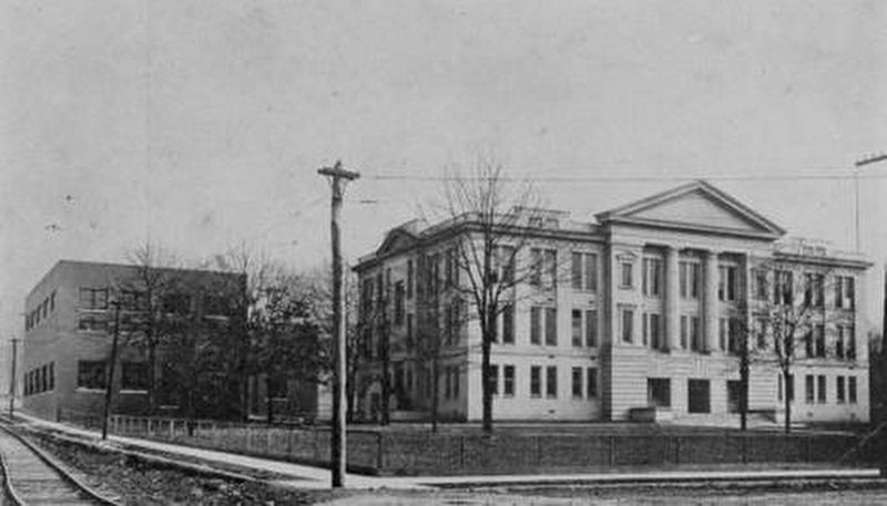 Chattanooga Central High School image. Click for full size.