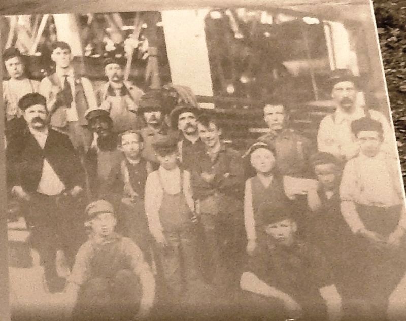 Marker detail: Keweenaw ships' earliest imports were people image. Click for full size.