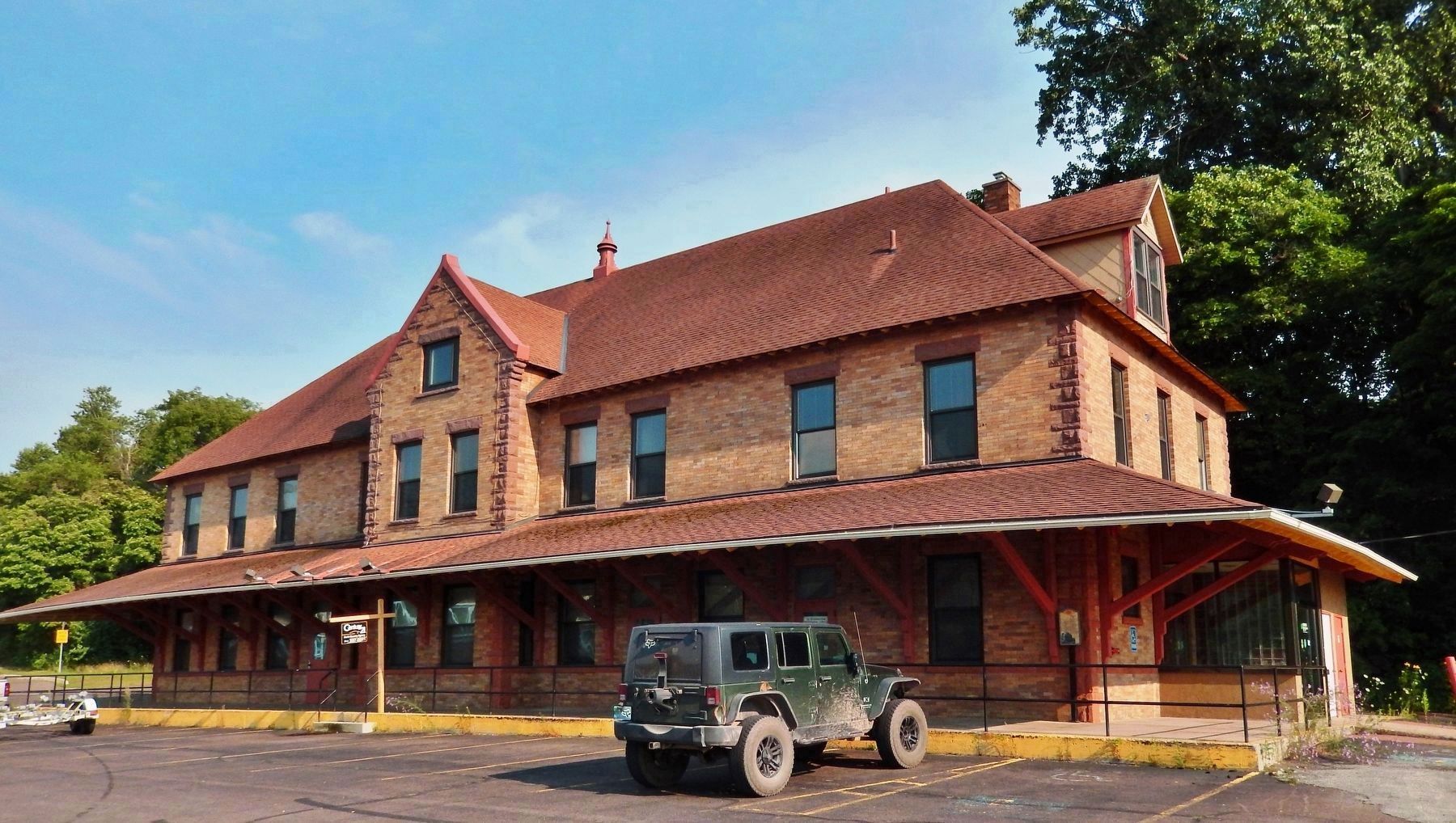 1899 Copper Range Railroad Depot & Administrative Offices image. Click for full size.
