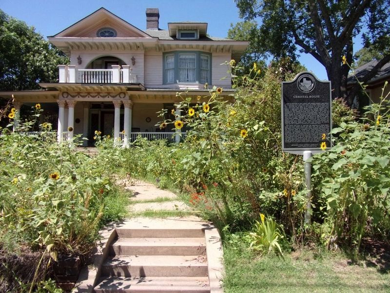 Christal House and Marker. Click for full size. Christal House and Marker image. Click for full size.