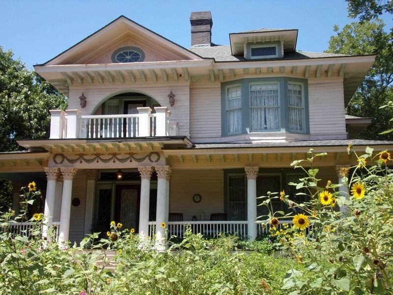 Christal House. Click for full size. Christal House image. Click for full size.