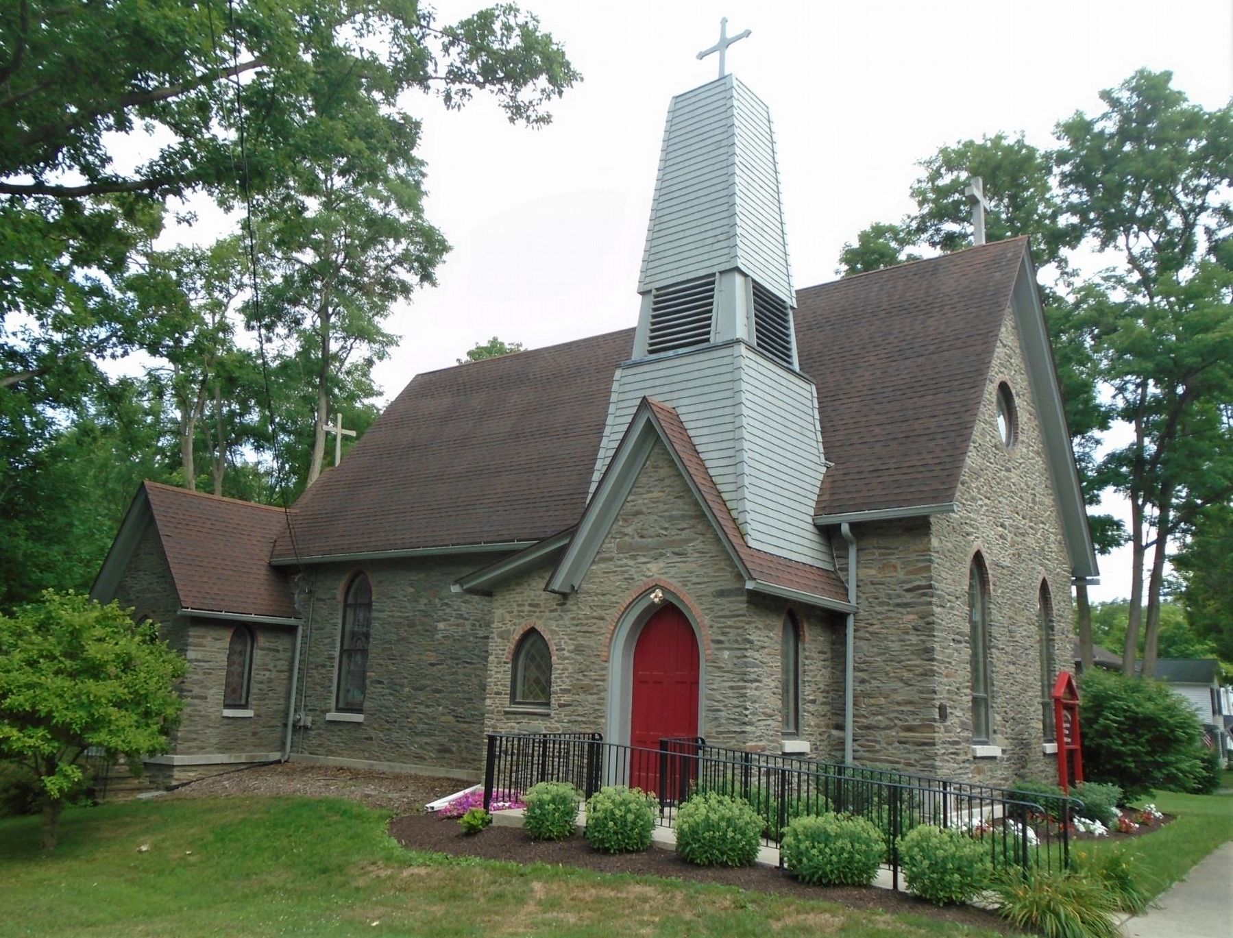 St. Luke's Episcopal Church. Click for full size. St. Luke's Episcopal Church image. Click for full size.