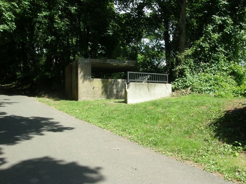 Battery Catlin observation post and wayside image. Click for full size.