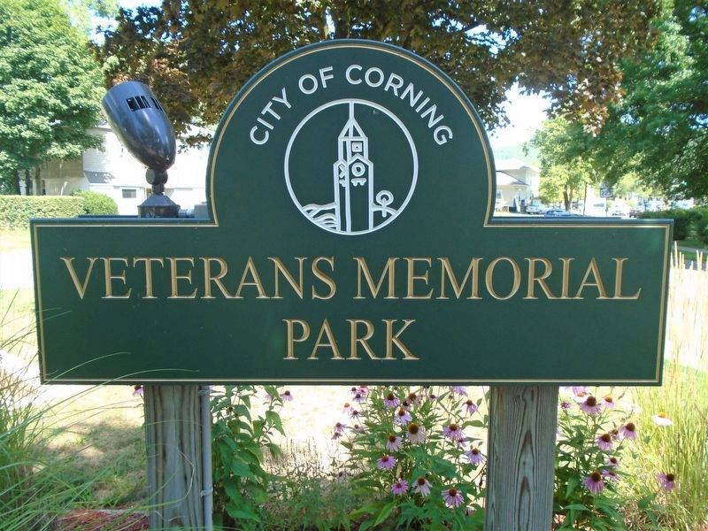 Veterans Memorial Park Sign image. Click for full size.