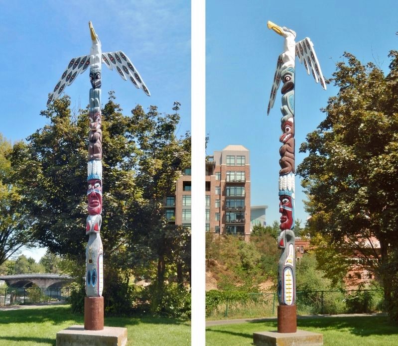 Canada Island Totem. Click for full size. Canada Island Totem image. Click for full size.