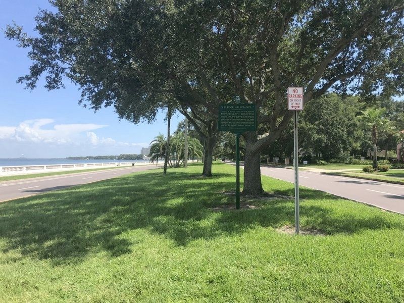 "I Pledge Allegiance" Marker looking south on Bayshore Boulevard image. Click for full size.