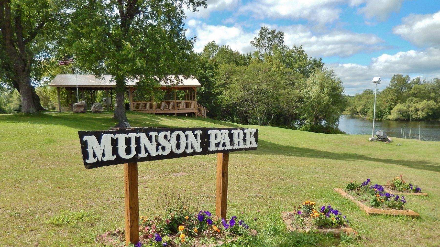 Munson Park image. Click for full size.