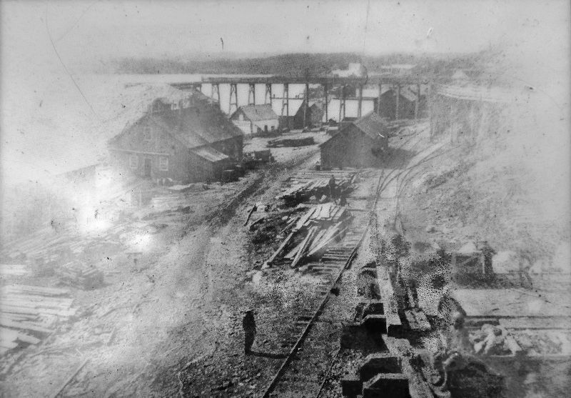 Marker detail: Republic Underground Mine image. Click for full size.