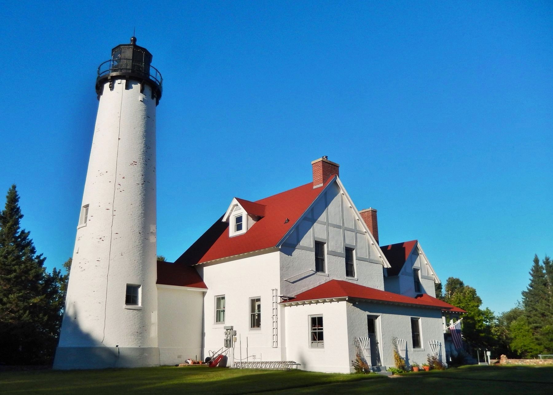 Point Iroquois Light Station (<i>southwest corner</i>) image. Click for full size.